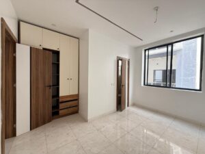 2 bedroom apartment for sale 195M Oniru 9