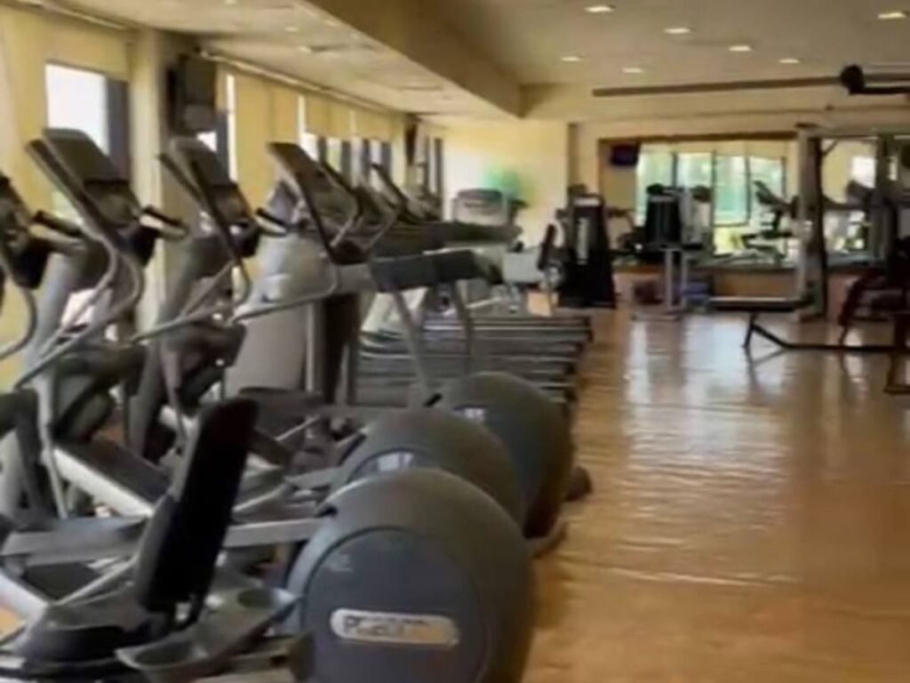 Fully Furnished Waterfront 3 Bedrooms