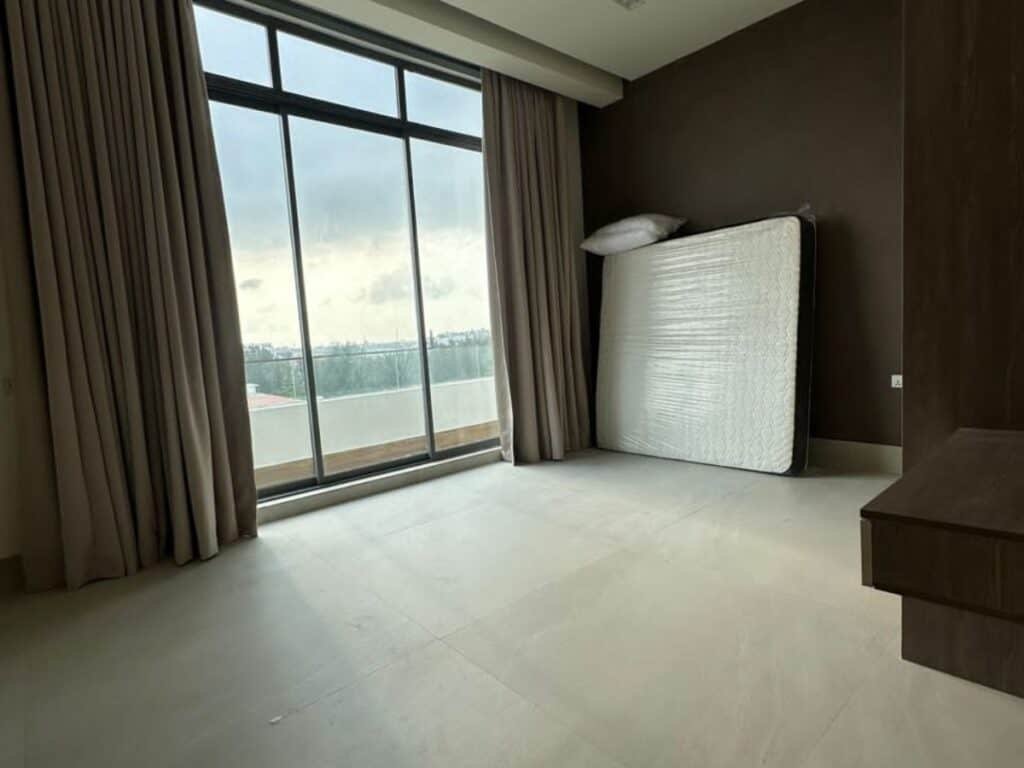 Ultra-Luxury 3-Bedroom apartment with BQ
