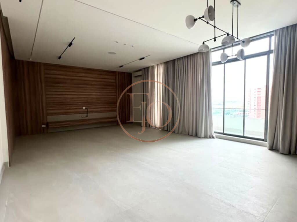 Ultra-Luxury 3-Bedroom apartment with BQ