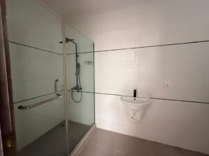 6 bedroom duplex for sale Banana Island6