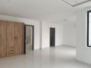 6 bedroom duplex for sale Banana Island7