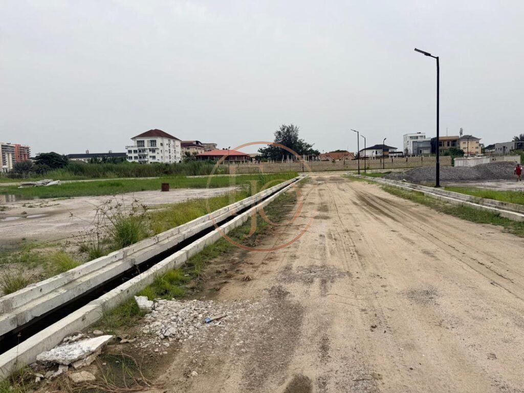 koyi-parkview-extention-waterfront-1000sqm-plot-of-land-for-sale