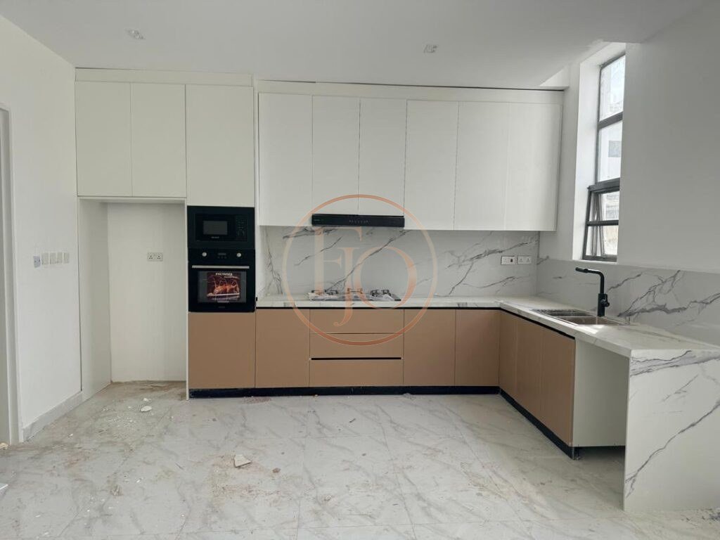 Luxury 1 Bedroom Apartment with Rooftop Swimming Pool, High Demand Property