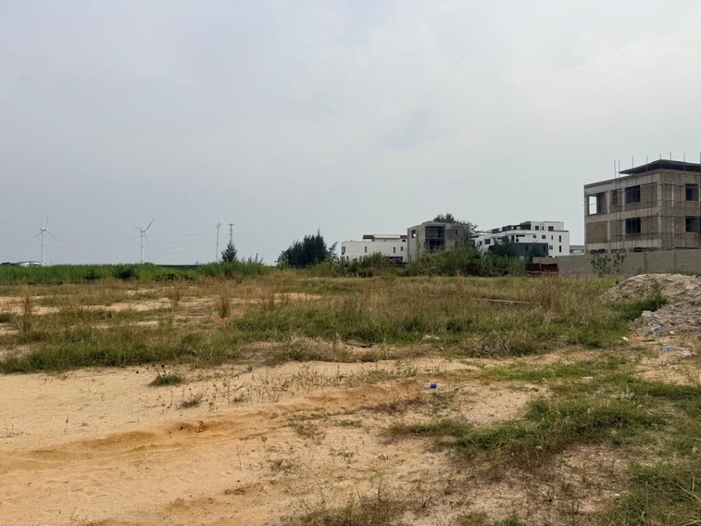 waterfront-plots-for-sale-banana-island-2270-sqm