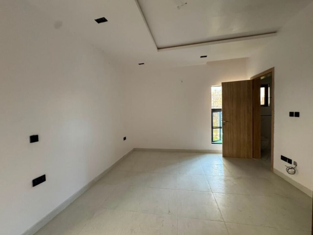 Elegant 2-Bedroom Apartment with Boys’ Quarters
