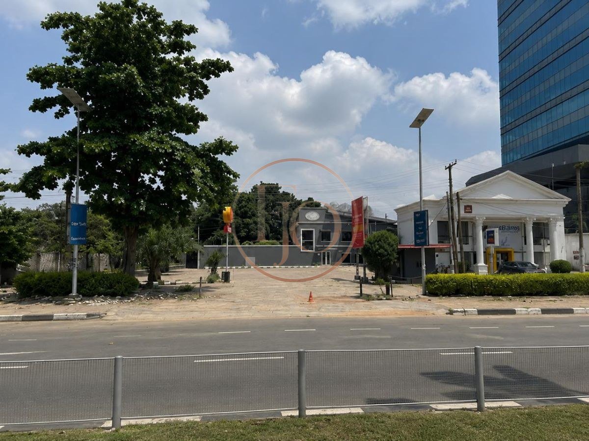 Prime 4,800sqm Development Land
