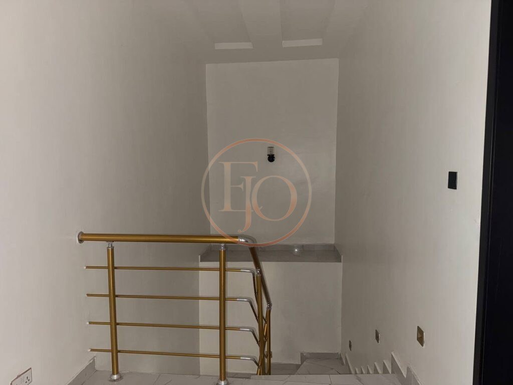 High Rental Yield Duplex with Private Parking