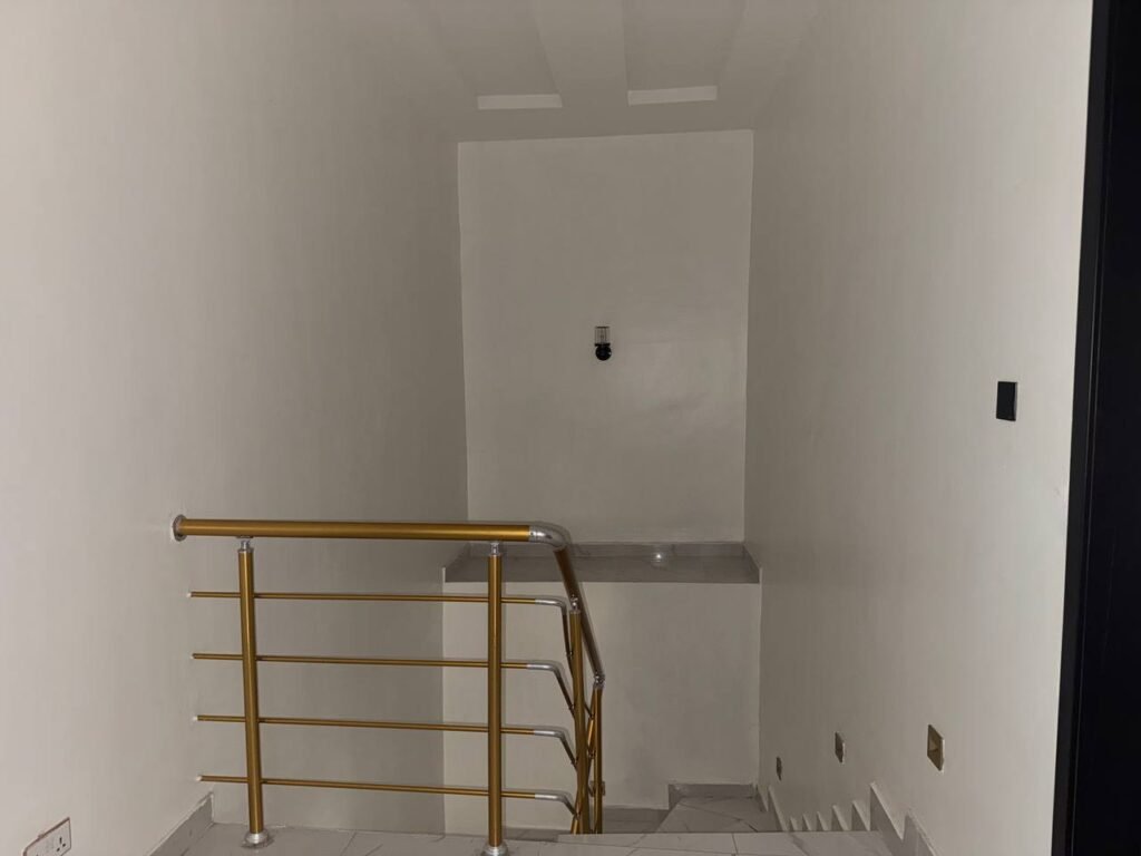 High Rental Yield Duplex with Private Parking