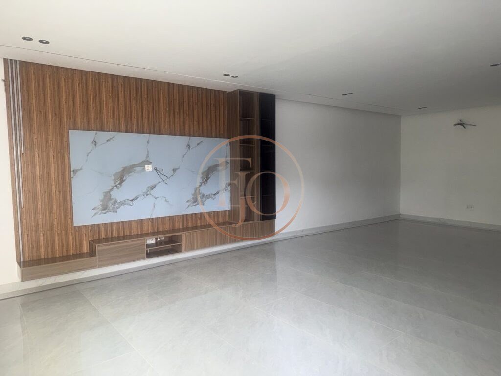 Decent Compound. Unique 3 Bedroom Terrace Duplex with BQ