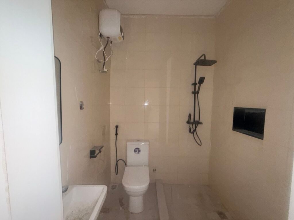 Beautifully finished 1-Bedroom Flat