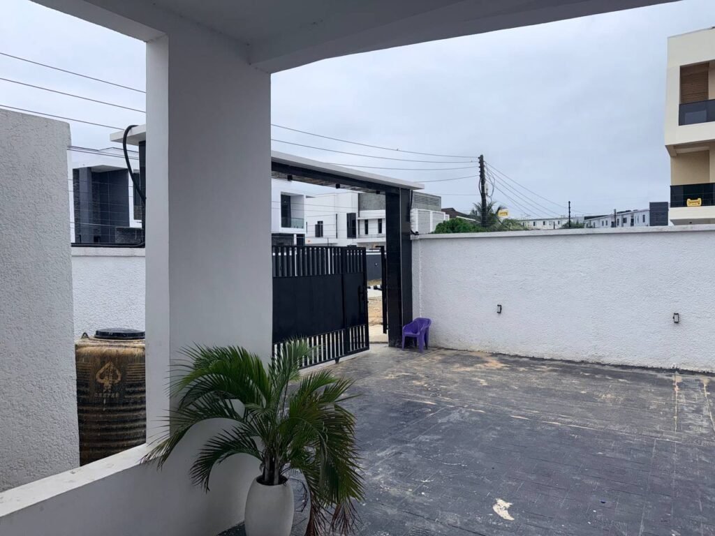 Best Price for 4 Bedroom Terrace Duplex with Fitted Kitchen.