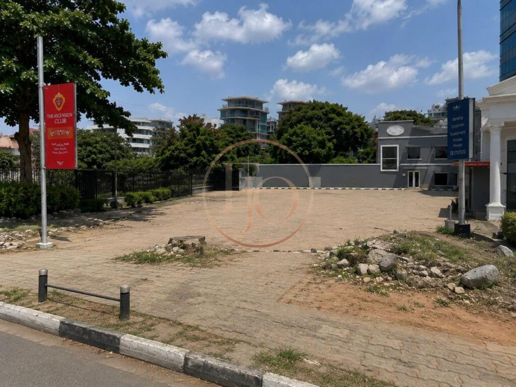 Prime 4,800sqm Development Land