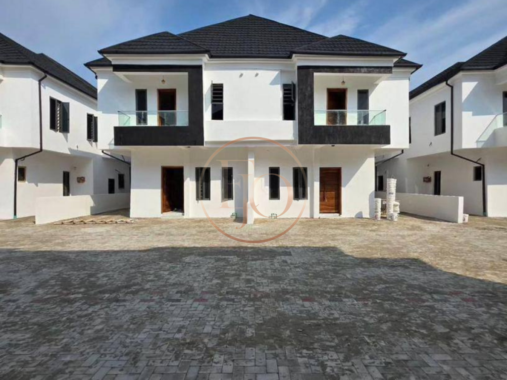 Modern 4-Bedroom Semi-Detached Duplex with BQ