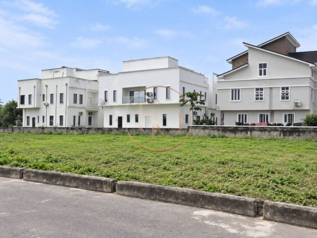 748 SQM Residential Plot of Land for Sale in Pinnock Beach Estate-N850M