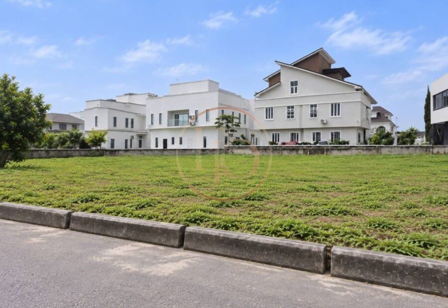 748 SQM Residential Plot of Land for Sale in Pinnock Beach Estate-N850M