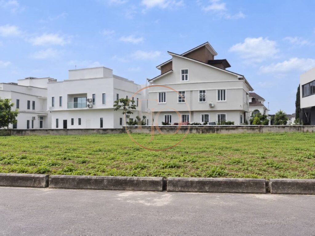 748 SQM Residential Plot of Land for Sale in Pinnock Beach Estate-N850M