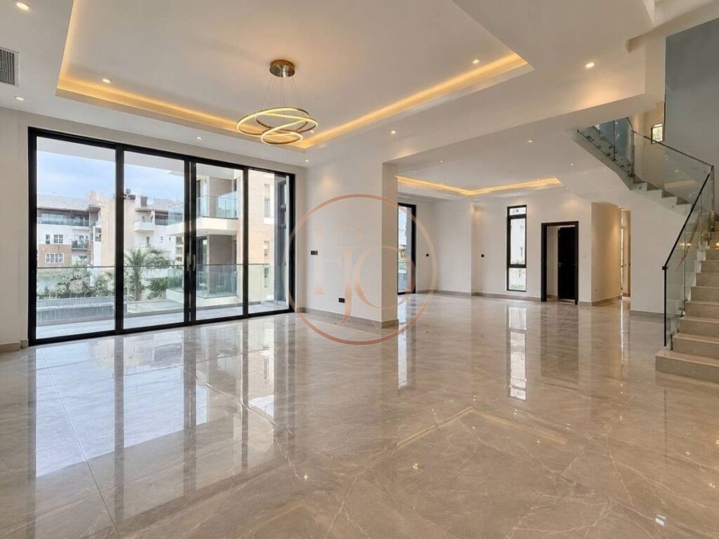 $120k-Luxury 6-Bedroom Detached Duplex for Rent in Banana Island